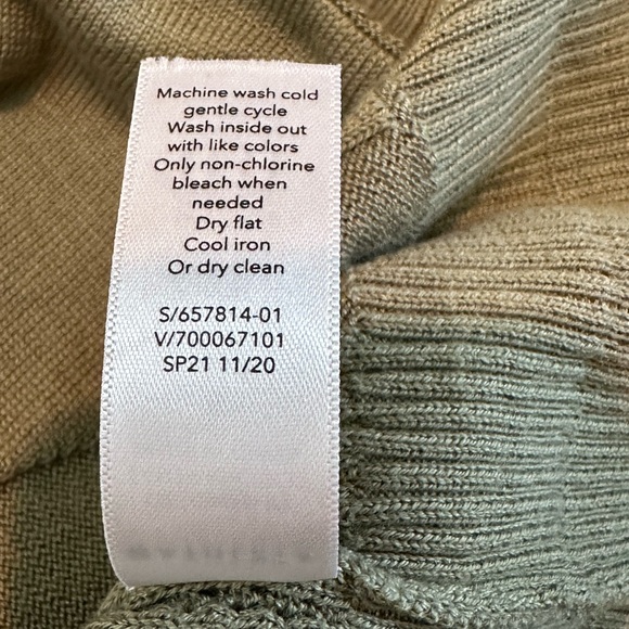 Athleta Evergreen Hoodie Sweater Olive Green  Women's Size Small Athleisure - Picture 10 of 10